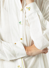 Load image into Gallery viewer, Pleated Sleeve Tunic in White - pink