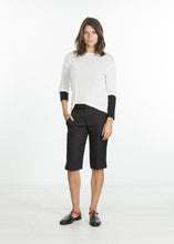 Load image into Gallery viewer, Square Stitch Knee Short in Black - apricot