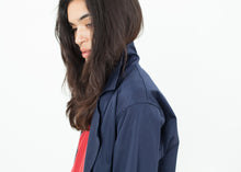 Load image into Gallery viewer, Sateen Trench in Navy - green