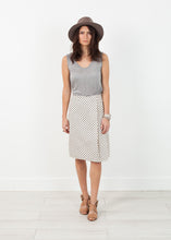 Load image into Gallery viewer, Pleated Skirt in Glitter Dots - blue
