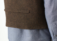 Load image into Gallery viewer, Kobe Vest in Brown - pink