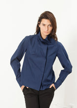 Load image into Gallery viewer, Full Collar Poplin Blouse in Navy - apricot