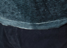 Load image into Gallery viewer, Melange T-Shirt in Navy/Black - violet