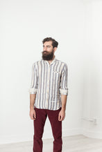 Load image into Gallery viewer, Linen Western Shirt in Beige/Blue - brown