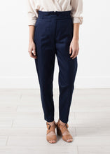 Load image into Gallery viewer, Tapered Trouser - black