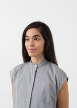 Load image into Gallery viewer, Embraced Tunic - black