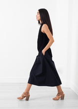 Load image into Gallery viewer, Curved Stripe Knit Tank - green