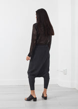 Load image into Gallery viewer, Knitted Trouser - brown