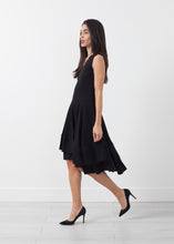 Load image into Gallery viewer, V-Neck Dress - green