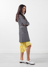 Load image into Gallery viewer, Halo Coat - violet