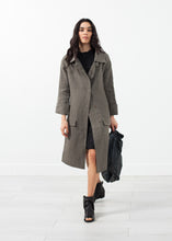 Load image into Gallery viewer, Sola Coat - black