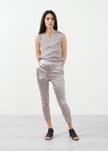 Load image into Gallery viewer, Silk Pullup Pant - brown