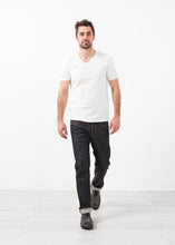 Load image into Gallery viewer, V-Neck Tee - black