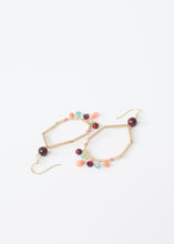Load image into Gallery viewer, Salda Earrings - white