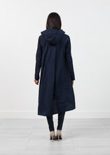 Load image into Gallery viewer, Wett Coat - black