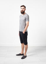 Load image into Gallery viewer, Linen T-shirt in Dolphin - green