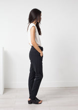 Load image into Gallery viewer, Troupy Pant in Silky Cotton - purple