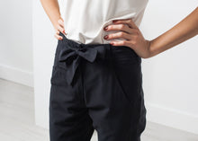 Load image into Gallery viewer, Troupy Pant in Silky Cotton - purple