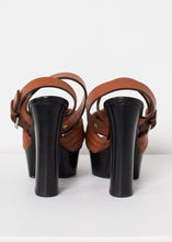 Load image into Gallery viewer, Farlill Heel in Brown - indigo