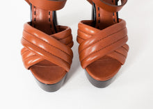 Load image into Gallery viewer, Farlill Heel in Brown - indigo