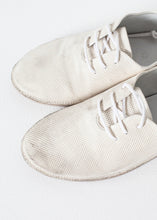 Load image into Gallery viewer, Diamond Slip-On in White - white