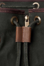 Load image into Gallery viewer, Derby Tier Backpack - white