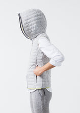 Load image into Gallery viewer, Primula Vest in Light Grey - indigo
