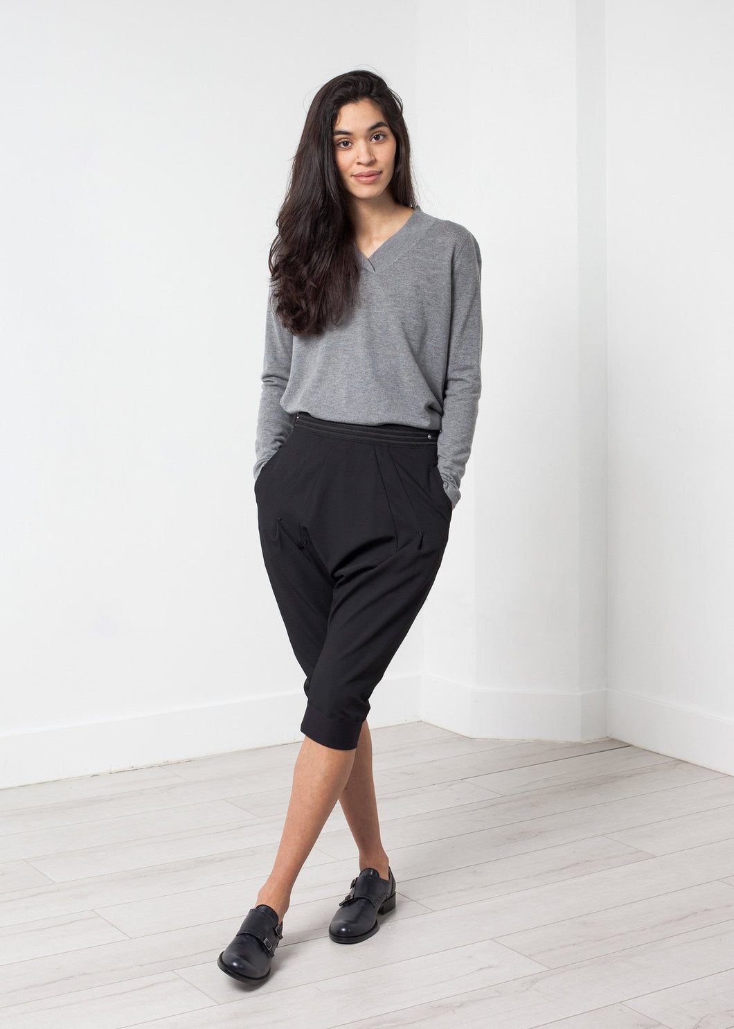 Woven Bermuda Short - red