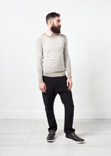 Load image into Gallery viewer, Mottled Cashmere Crewneck - black
