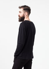 Load image into Gallery viewer, Daris Tee in Black - red
