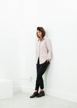 Load image into Gallery viewer, Pointed Collar Blouse in Rose - pink
