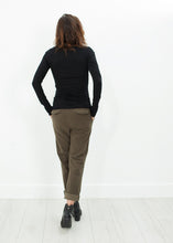 Load image into Gallery viewer, Sueded Cotton Pant in Khaki - green
