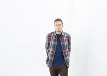 Load image into Gallery viewer, Riccardo Button-Up in Plaid Multi - white
