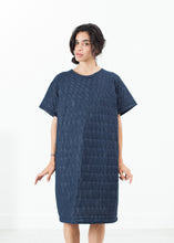 Load image into Gallery viewer, Quilted Mesh T-Shirt Dress in Navy - red

