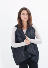Load image into Gallery viewer, Quilted Mesh Waistcoat in Black/White - orange
