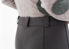 Load image into Gallery viewer, Mirco Pant in Stone - apricot
