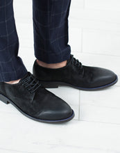 Load image into Gallery viewer, Sassolo Oxford in Black - brown
