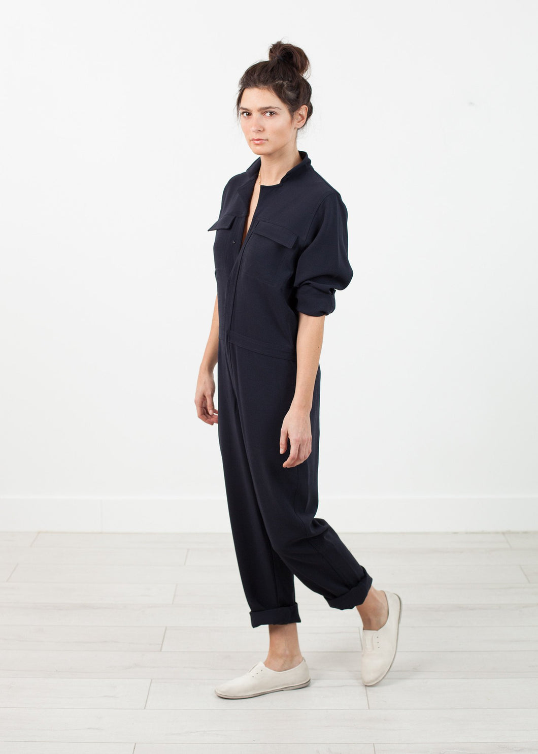 Worker Jumpsuit in Navy - apricot