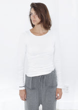 Load image into Gallery viewer, Stretch Tee in Milk - brown
