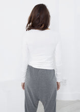 Load image into Gallery viewer, Stretch Tee in Milk - brown
