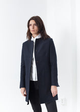 Load image into Gallery viewer, Tessuto Jacket in Navy - blue
