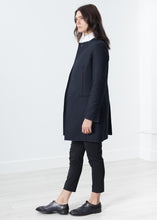 Load image into Gallery viewer, Tessuto Jacket in Navy - blue

