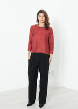 Load image into Gallery viewer, Pleated Waistband Trouser in Black - apricot
