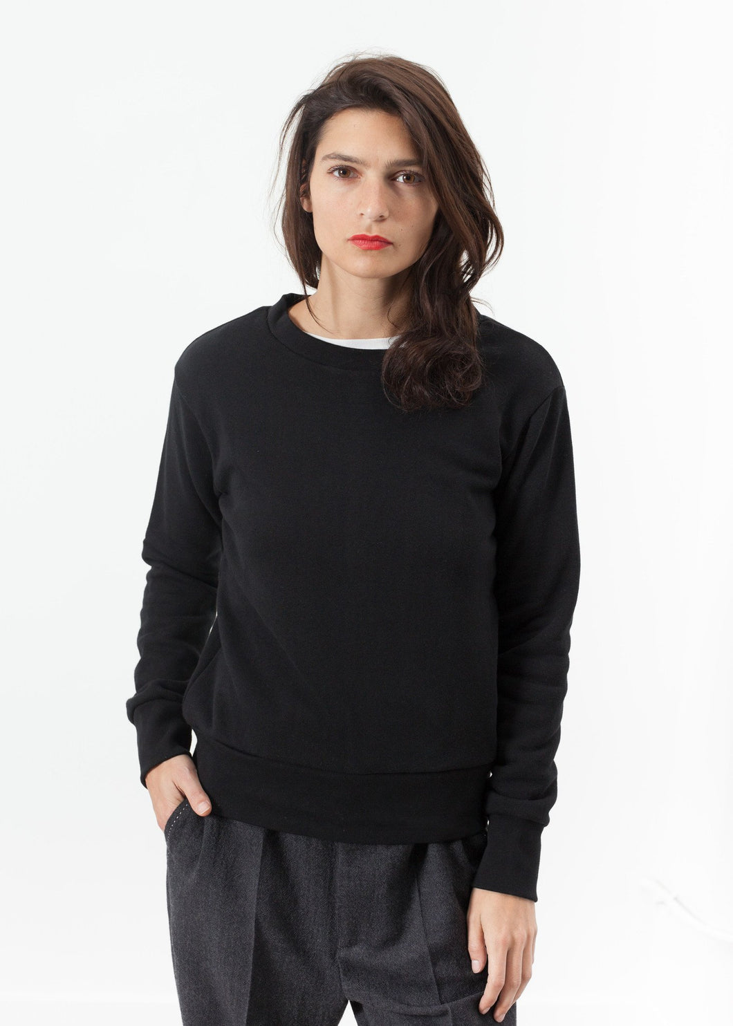 Loopwheeler Sweatshirt in Black - red