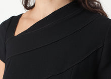 Load image into Gallery viewer, Lined Silhouette Dress in Black - blue
