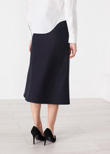 Load image into Gallery viewer, Tulle Pleat Skirt in Navy - green
