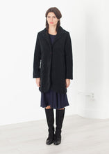 Load image into Gallery viewer, Griffon Coat in Black - purple
