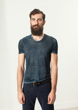Load image into Gallery viewer, Melange T-Shirt in Navy/Black - violet
