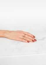 Load image into Gallery viewer, Ring 83 in Gold - blue
