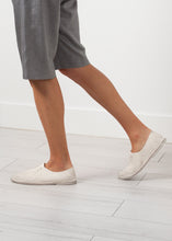 Load image into Gallery viewer, Diamond Slip-On in White - white
